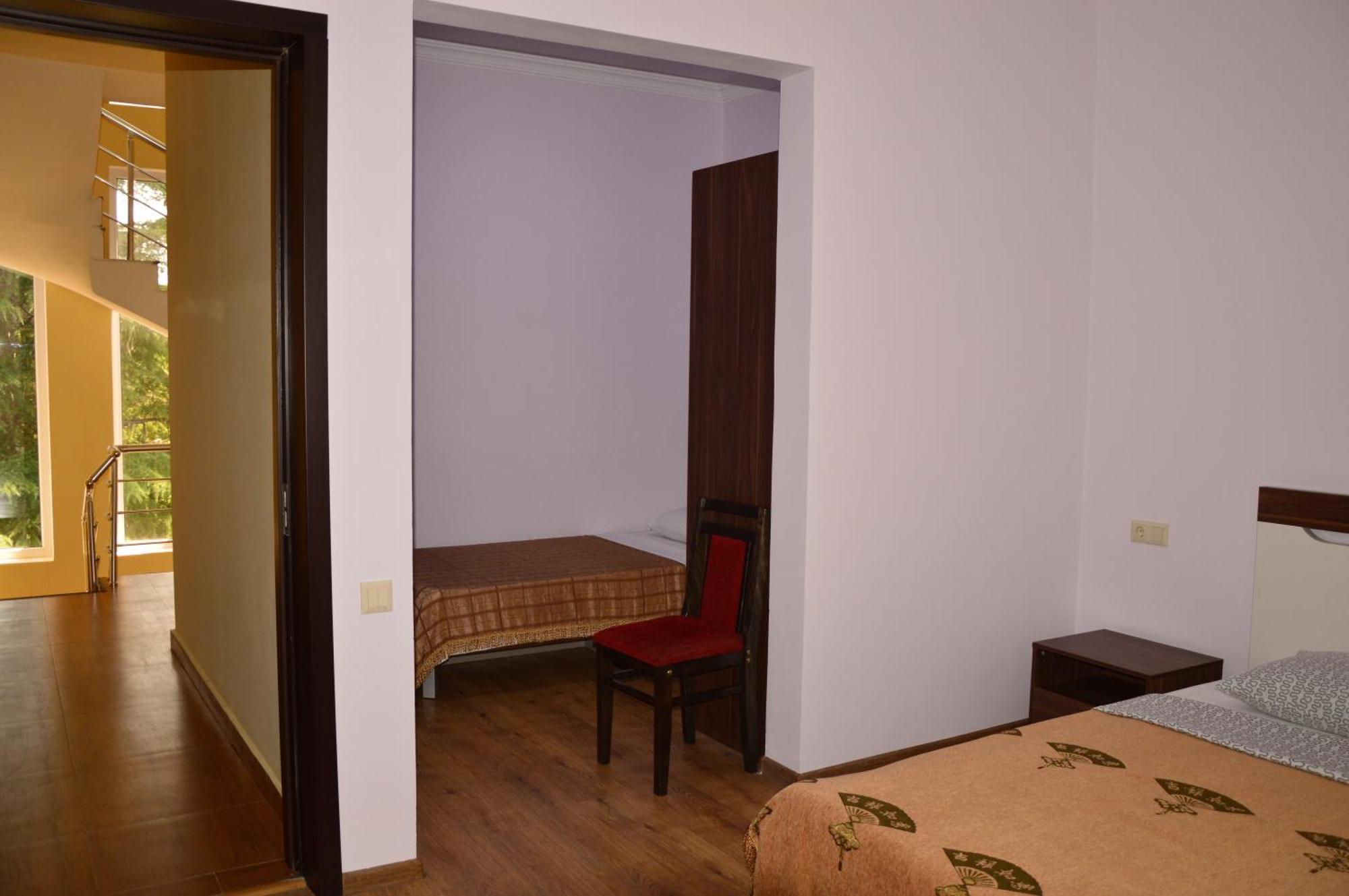 Golden Fleece Hotel Ureki Room photo