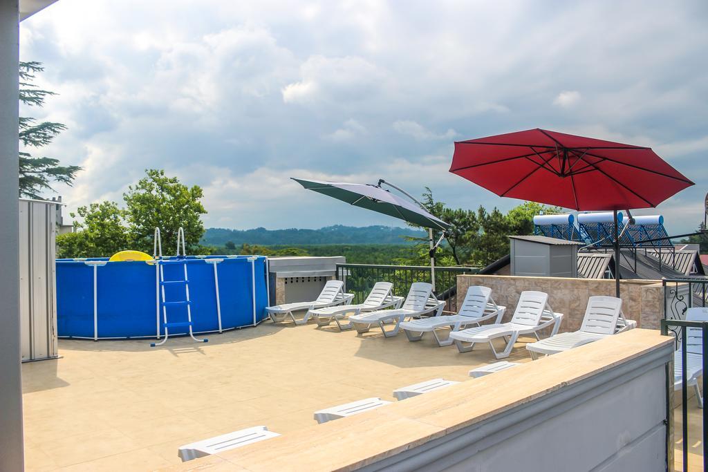 Golden Fleece Hotel Ureki Exterior photo